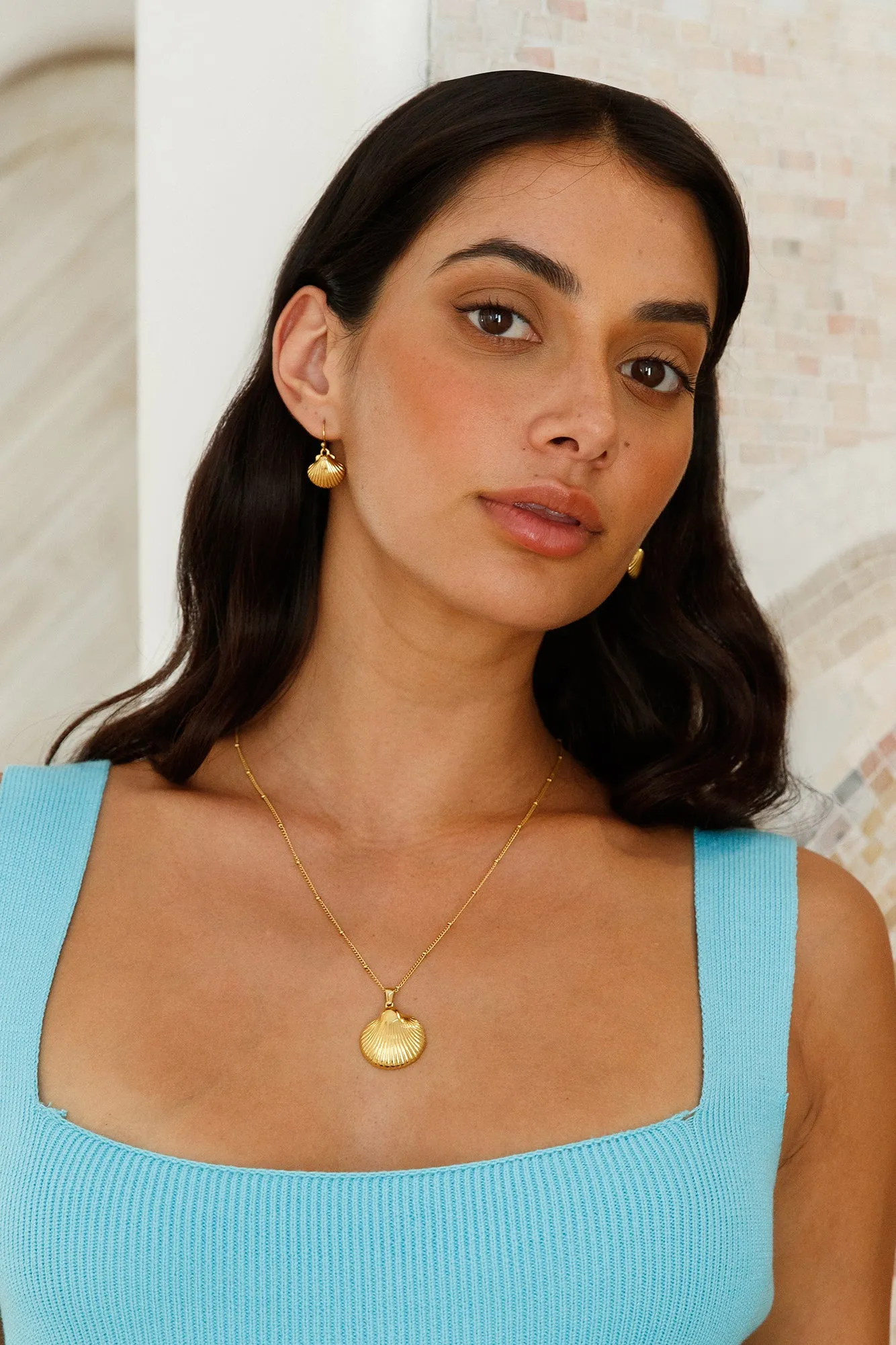 18k Gold Plated Seashell Island Necklace Gold