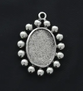 44mm Beaded Bezel Border Pendant, classic silver, pack of 3