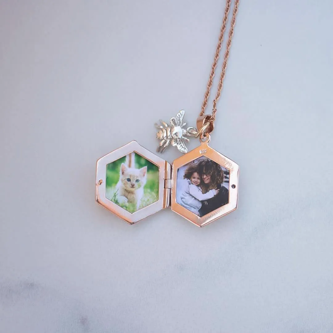 Bee Locket Rose Gold   Photos