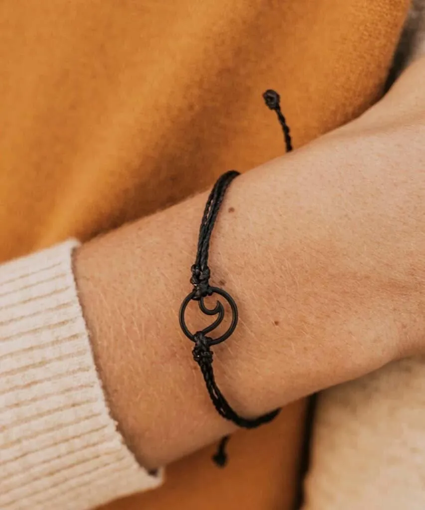 Black Wave Black Bracelet
