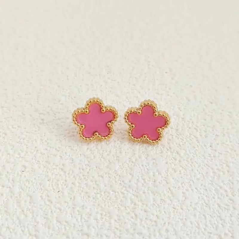 Clover Leaf Petals Plated Stainless Steel Necklace