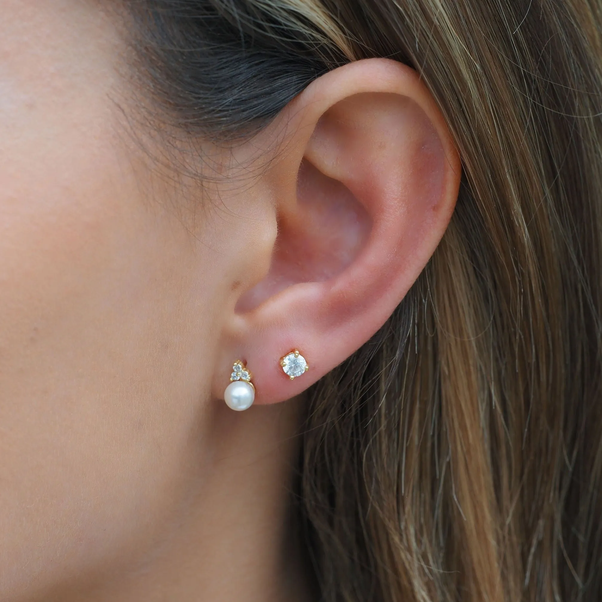 Diamond Stud Earring in Gold
