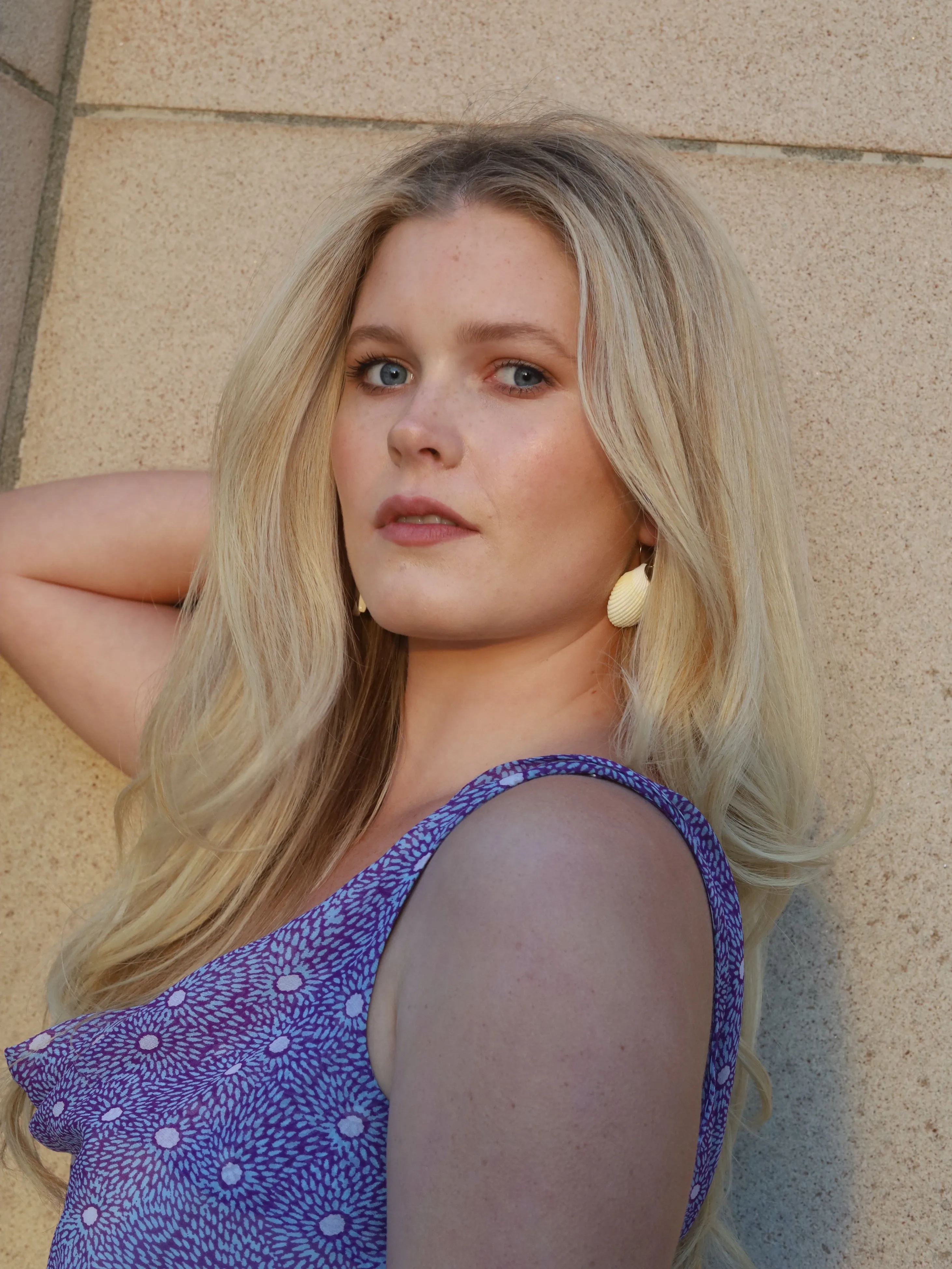 Laura earrings beach medium