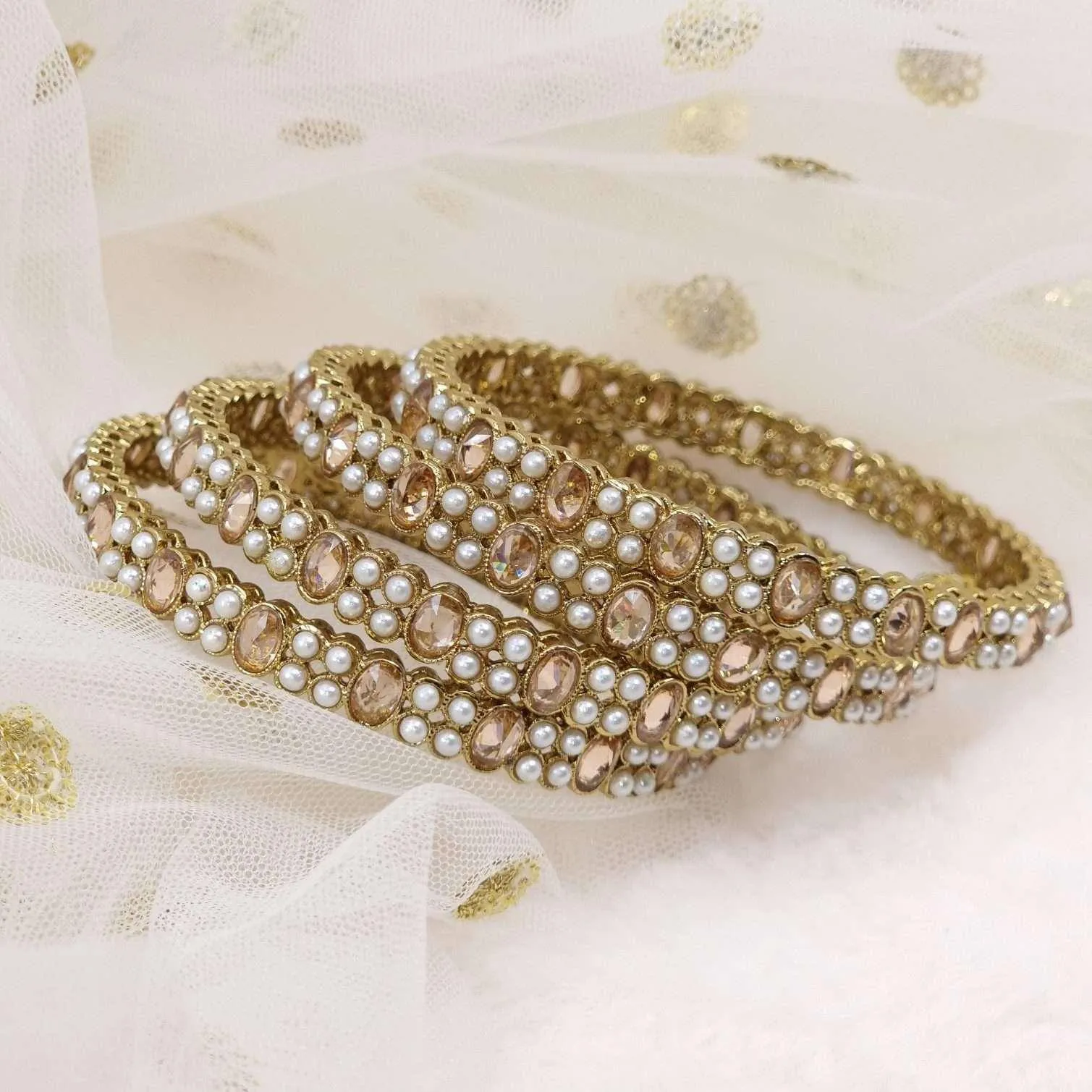 Leah - Set of 4 Polki Pearl Bangles
