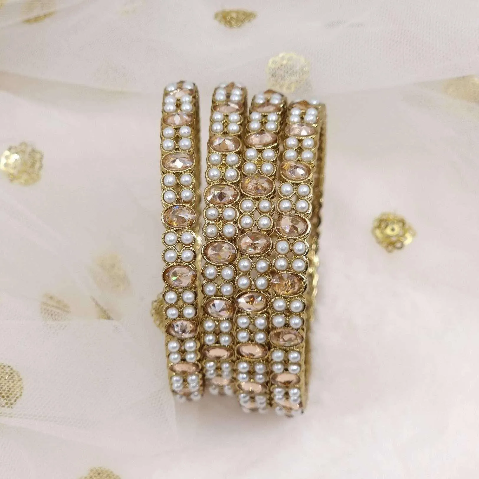 Leah - Set of 4 Polki Pearl Bangles
