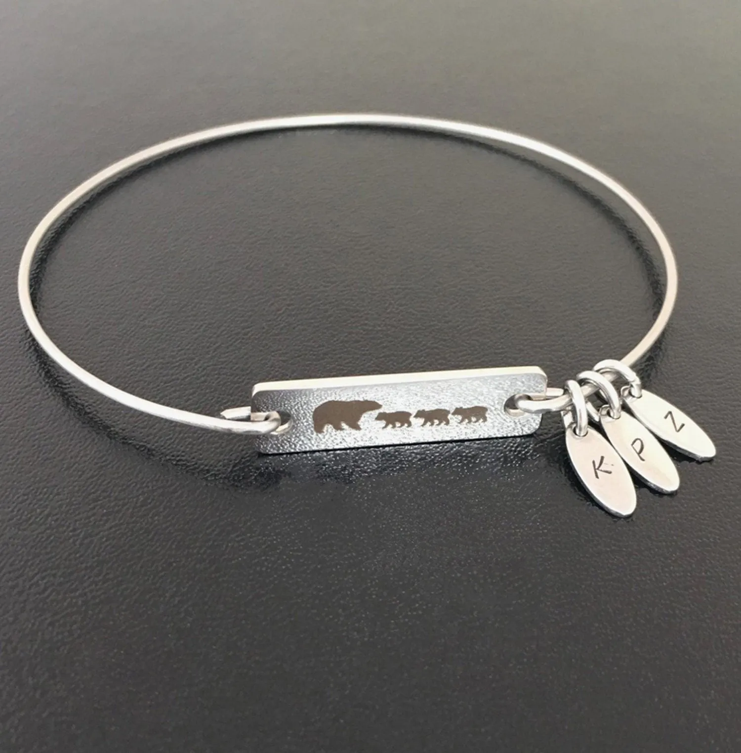 Mama Bear Bracelet with Charms Mom Jewelry Personalized Gift  Mom Gift Idea Mothers Day Gift Mom Birthday Gift from Daughter from Son Kids
