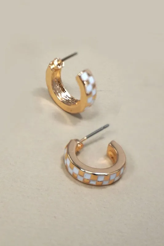 Mini Checkered Hoop Huggie Earrings