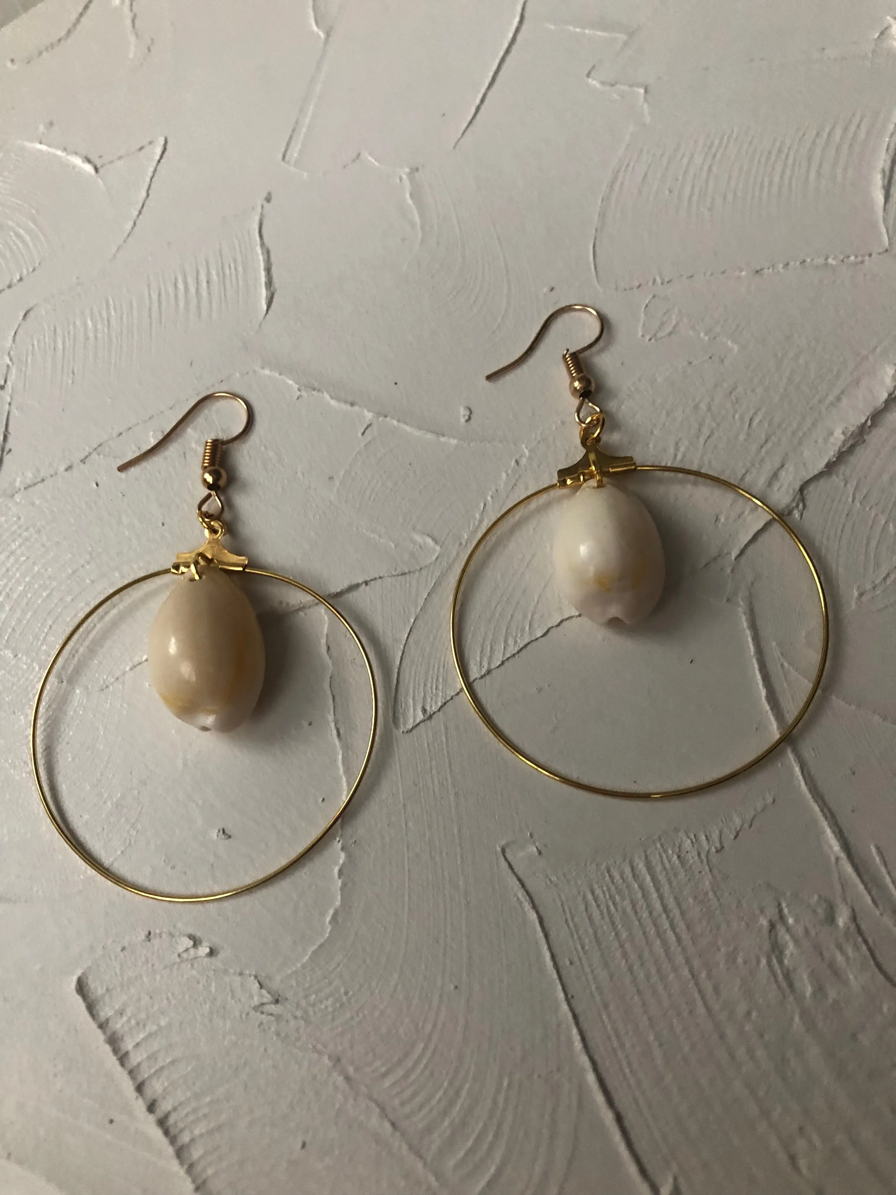Seashell hoops