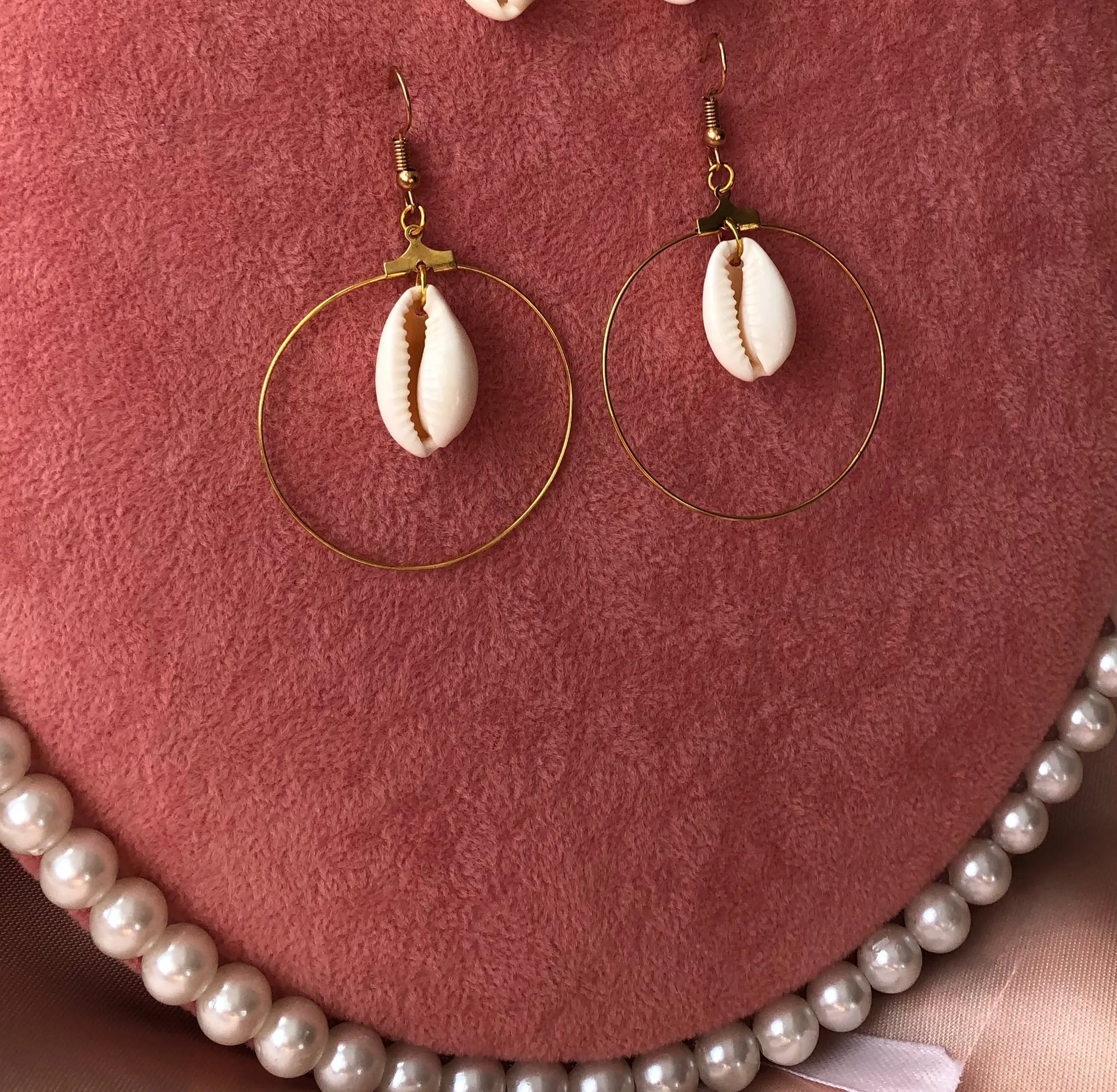 Seashell hoops