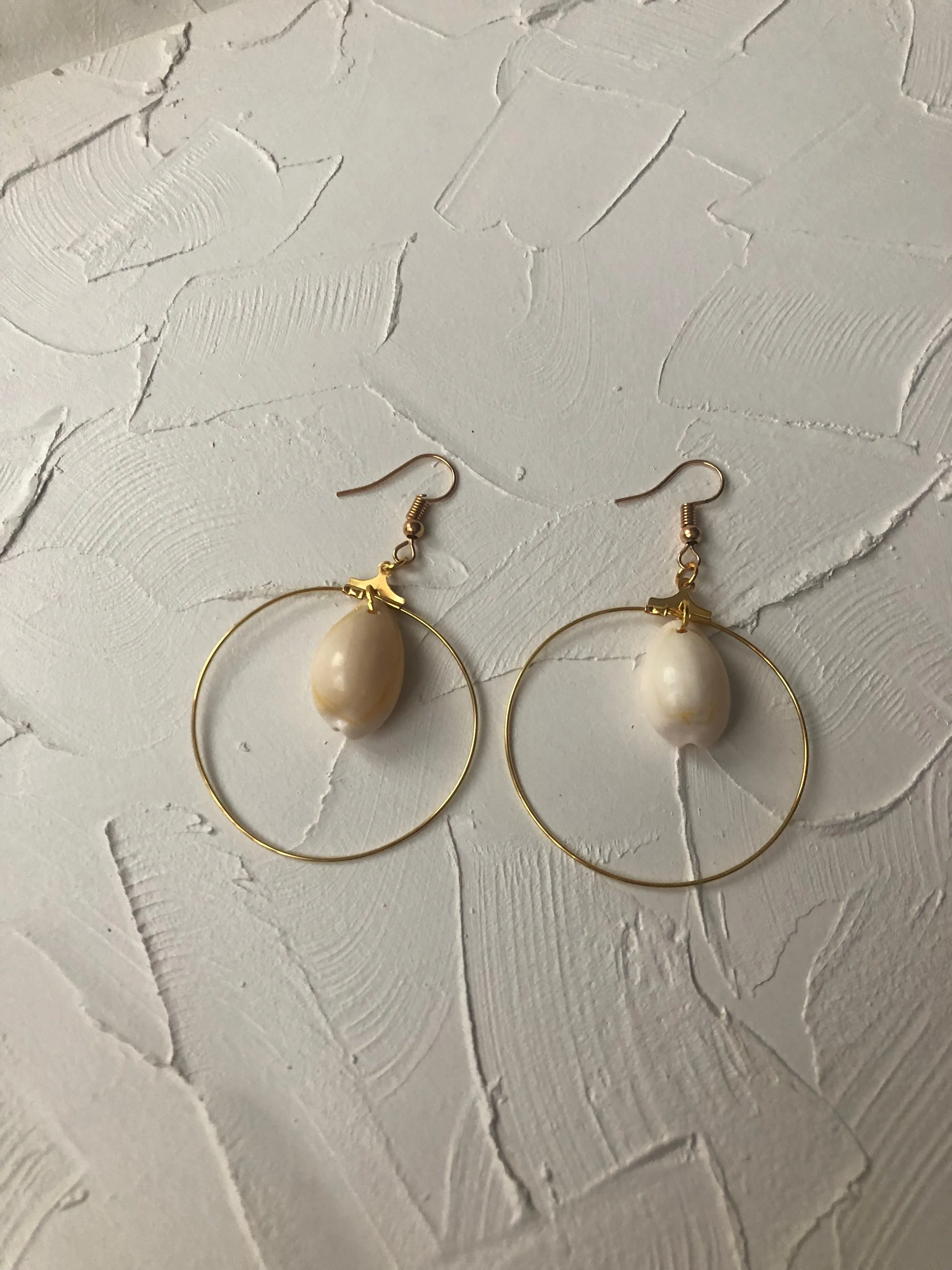 Seashell hoops
