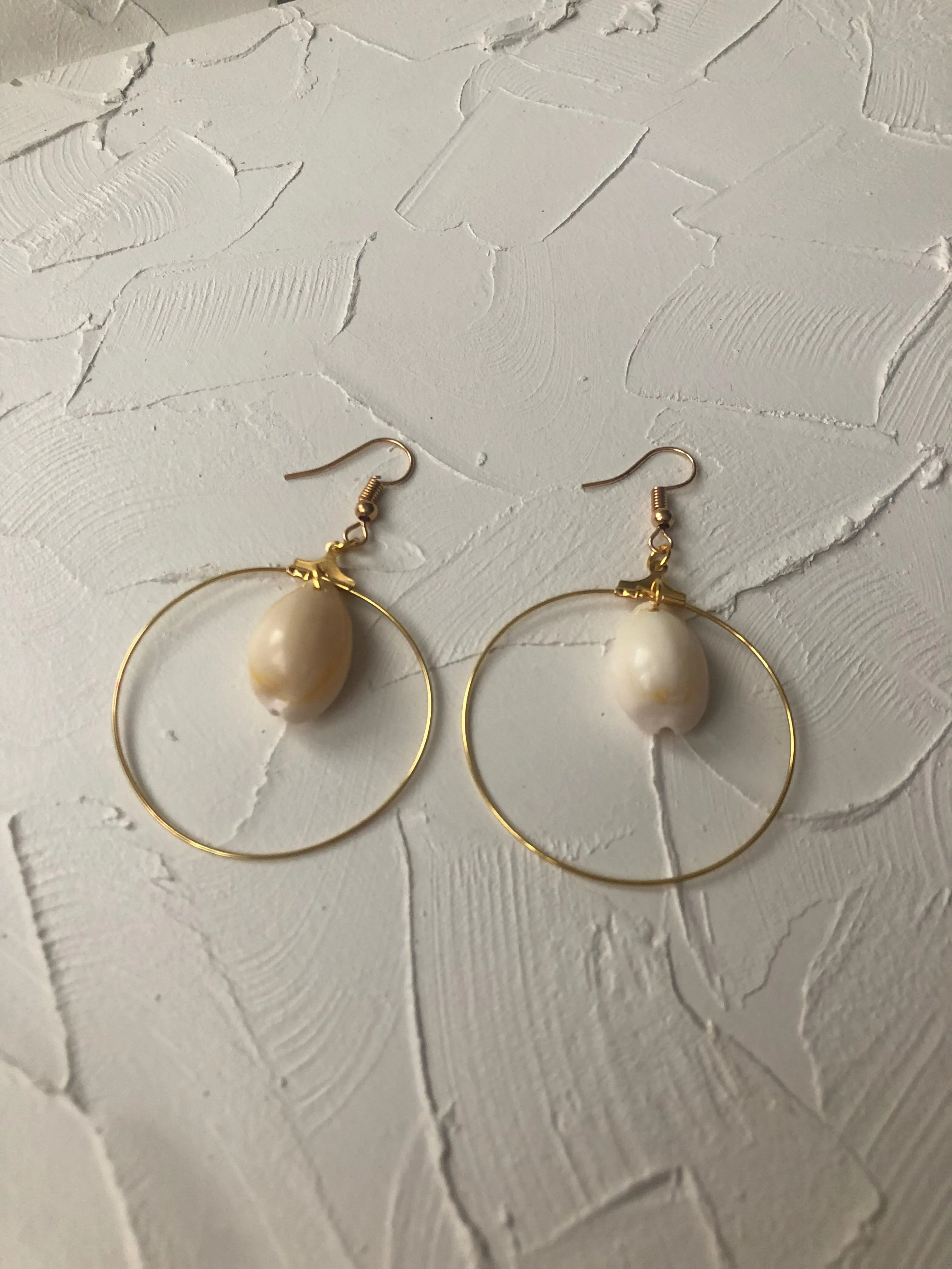 Seashell hoops