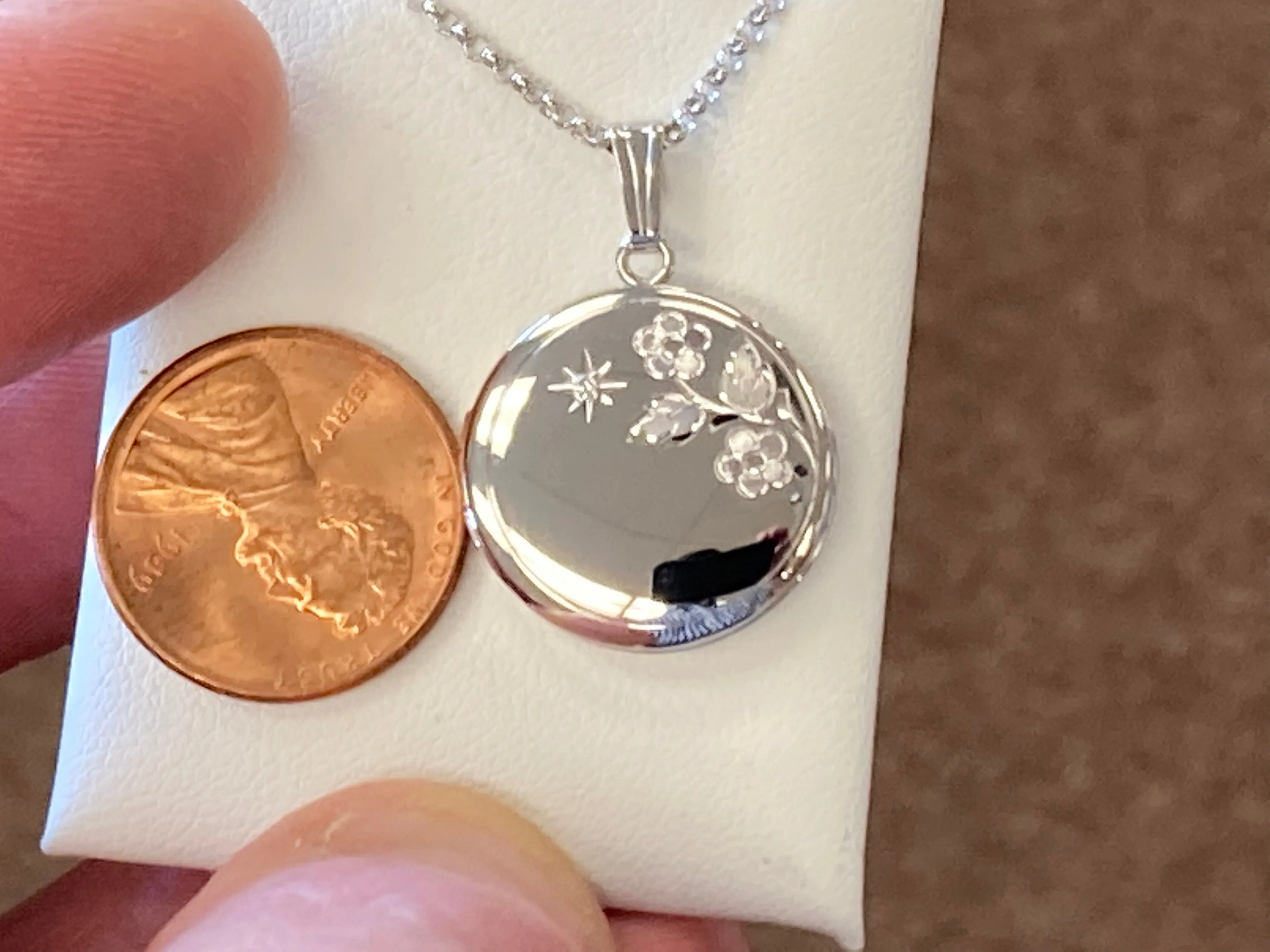 Silver Diamond Locket With Chain