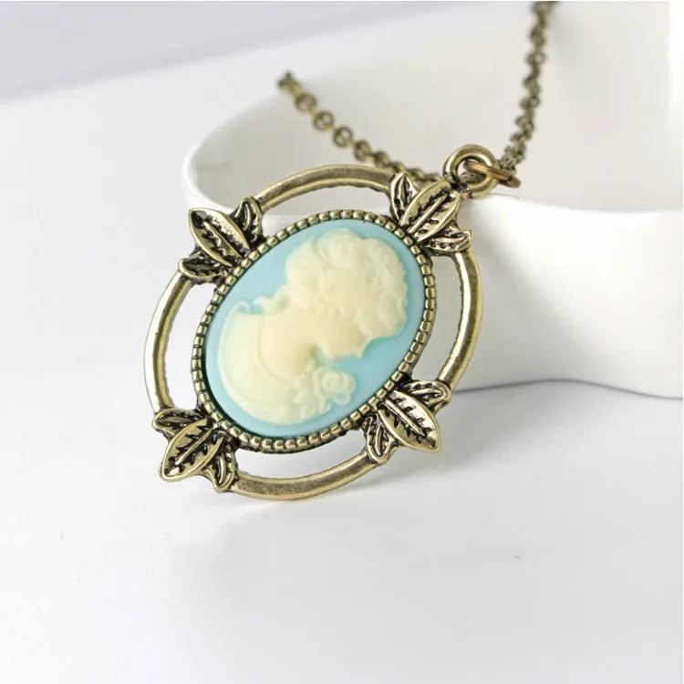 Steampunk camero profile necklace