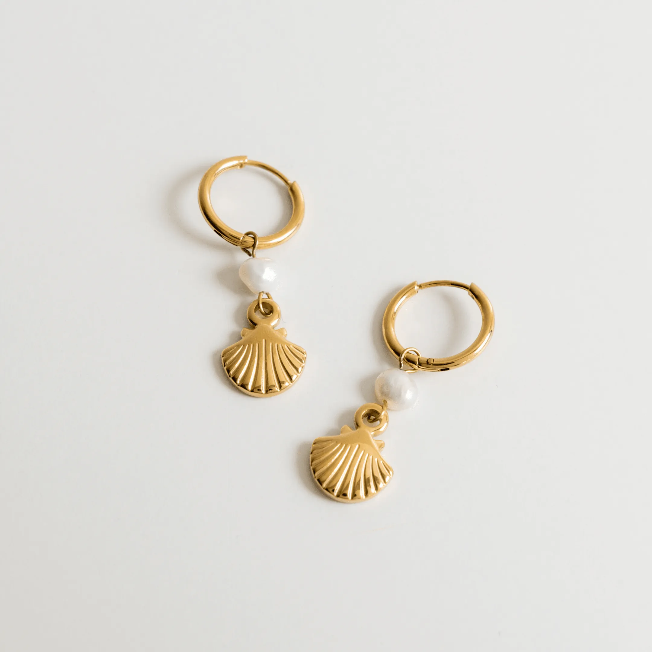 The Seaside Set