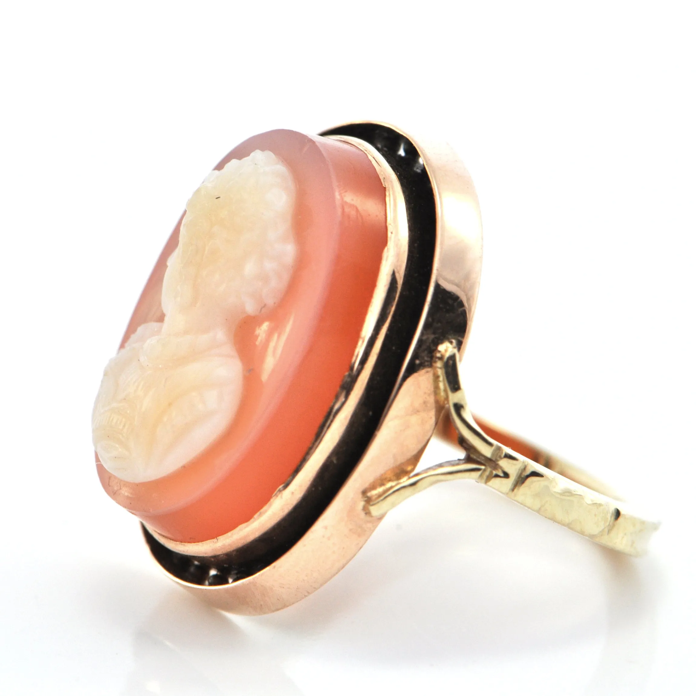 Vintage 14K Yellow and Rose Gold Shell Cameo Ring