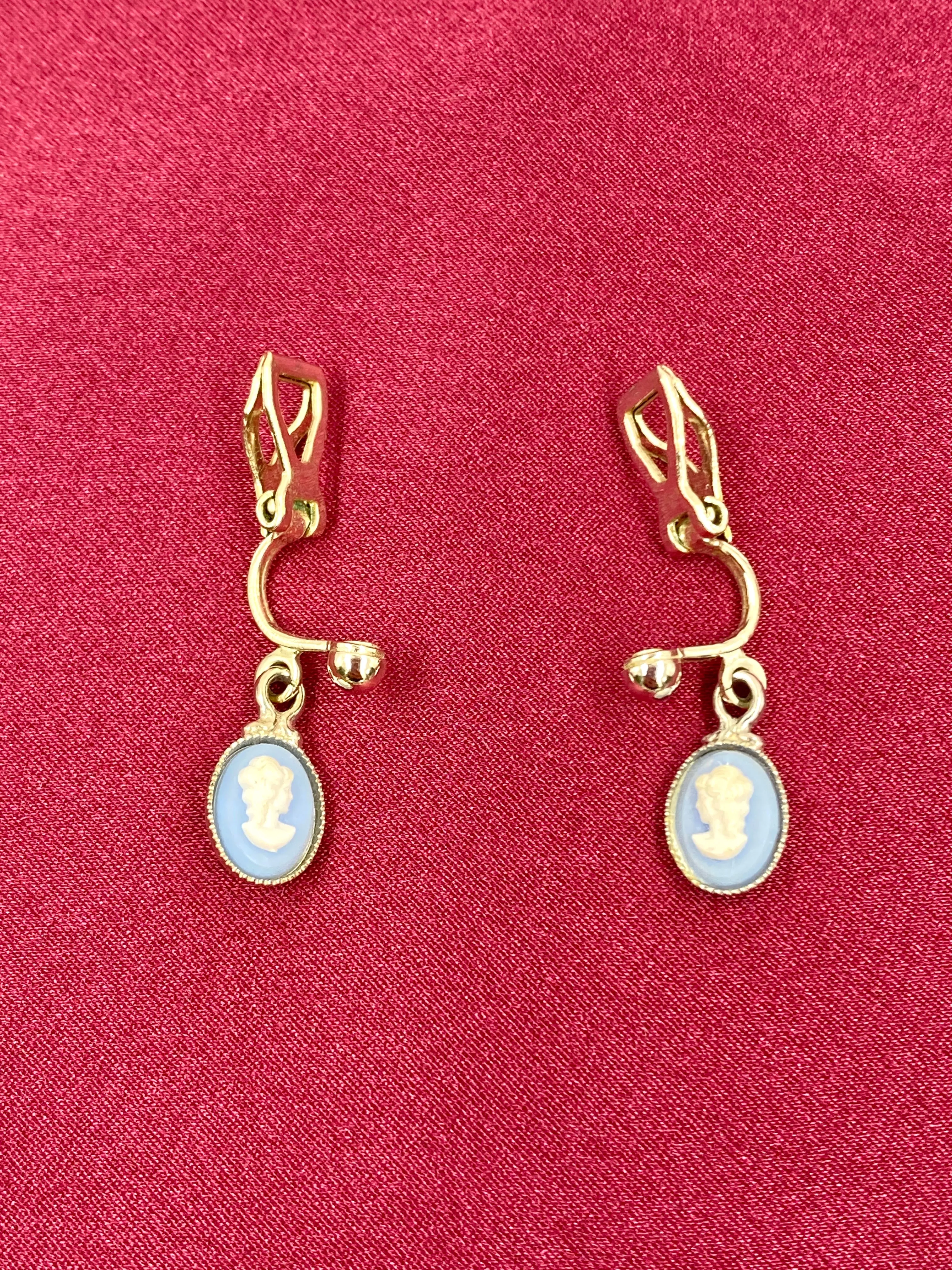 Vintage Clip-On Blue Dangling Cameo Earrings
