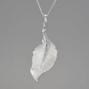 Vintage Lux 18K Gold Elegant Autumn Leaf Necklace